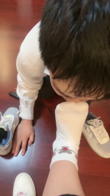 【桃幼幼】生活化人体刷鞋器 bf22902