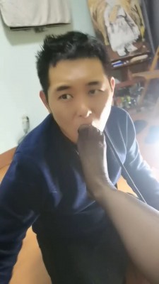 【明明】长靴黑丝辱脚奴 bf19812