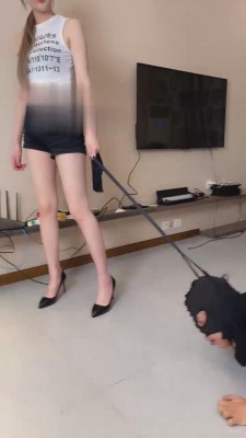 【麋鹿银儿】虐到贱狗坐轮椅 bf15597