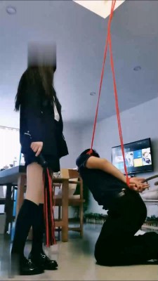 【猫神大人】学生S长靴吊绑老师虐【双视角版】 bf17686_HD绳艺资源