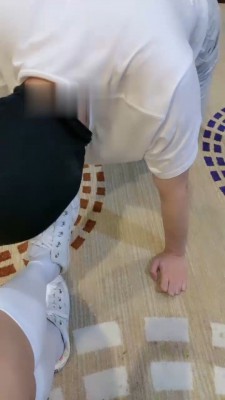 【宝爷】小白鞋白丝袜辱狗 bf19002