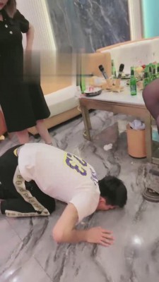 【妮可】双S-包厢狠虐狗 bf15491