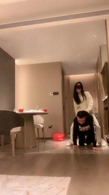 【kiki】白鞋棉袜辱小奶狗 bf21617_HD绳艺资源