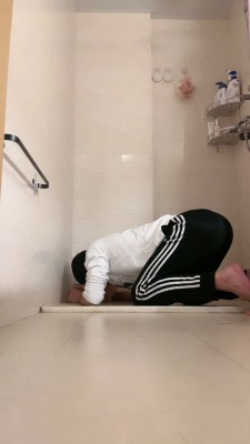 【湖北奈奈生】大学生S开发马桶奴  JS22102507_HD绳艺资源