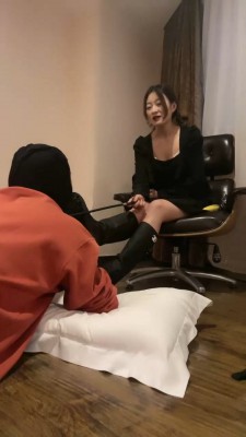 【言一】脏长靴踩踏食物喂食【双视角版】 bf19985_HD绳艺资源