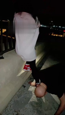 【冷凝大大】户外天台全体重踩踏 bf18456