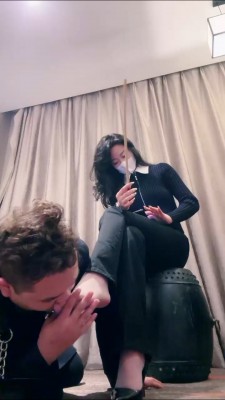 【禾末】白领出差虐废老板 bf22957