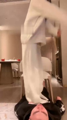 【kiki】白鞋棉袜辱小奶狗 bf21617