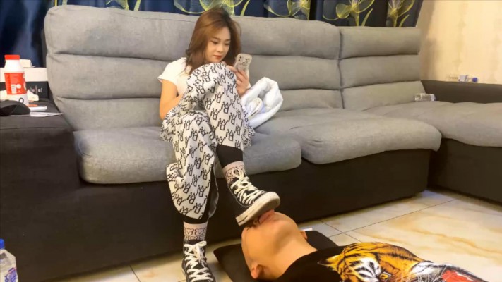 【W.K.T】—对“舔狗”的恩赐 YC-221114-2