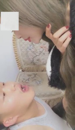 【冷柔s】口水。咀嚼物。长靴。丝袜堵嘴调教专场