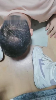 【重庆仙儿女王】前男友甘愿跪下伺候  JS220327