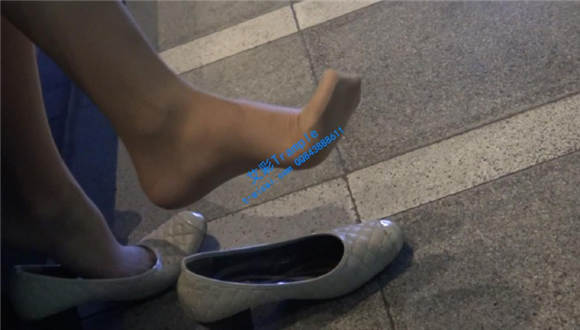 超级街拍！丝袜美脚第一季06（此集精彩纷呈！）