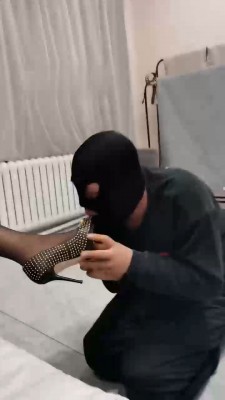 【冷御女王】圈养骑马调废物狗 bf22172