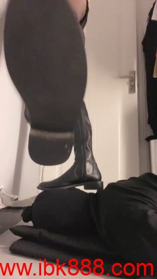 【万一】丝袜堵嘴长靴踩踏 bf19588