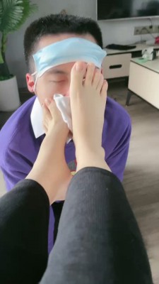 【欣欣】学生S脏鞋蹂躏老师 bf20067