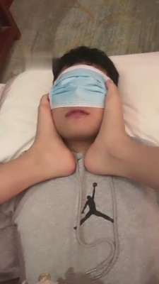 【沐清忧】AJ鞋白棉袜羞辱脚下奴 bf10196