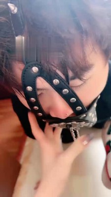 【领主老大】御姐教训抖M奶狗 bf18241