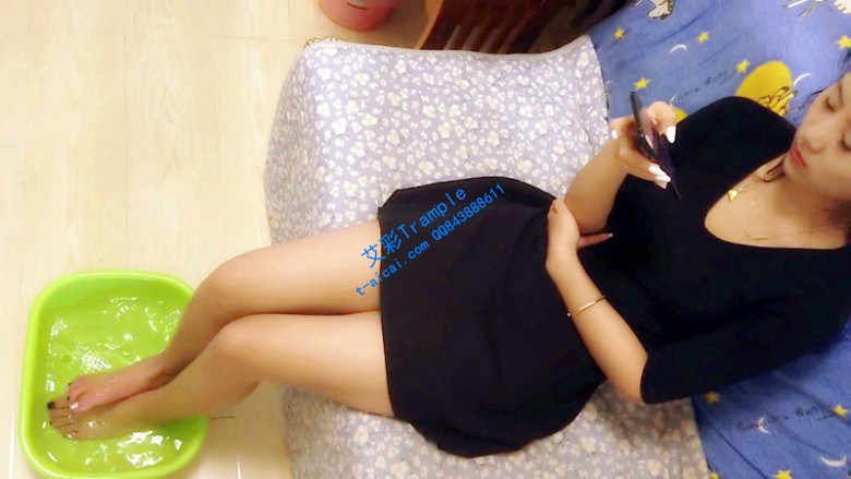 肉丝美脚女神【媛】