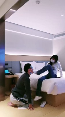 【乖乖】小白鞋白棉袜辱废物 bf23210