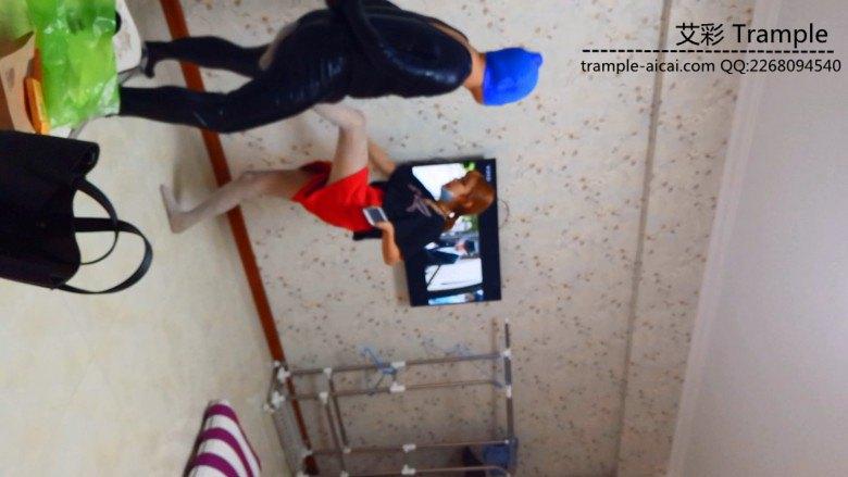 【燕子姐的人肉沙包】