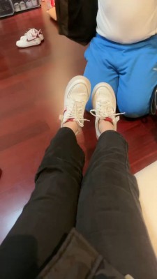 【桃幼幼】学生主户外溜双狗 bf23005