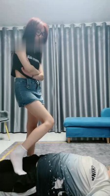 【狗哥】妹妹情侣场调狗 bf18216