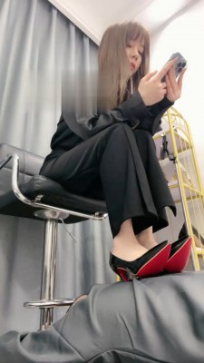 【樱桃大大】美腿高跟踩脚垫 bf18730