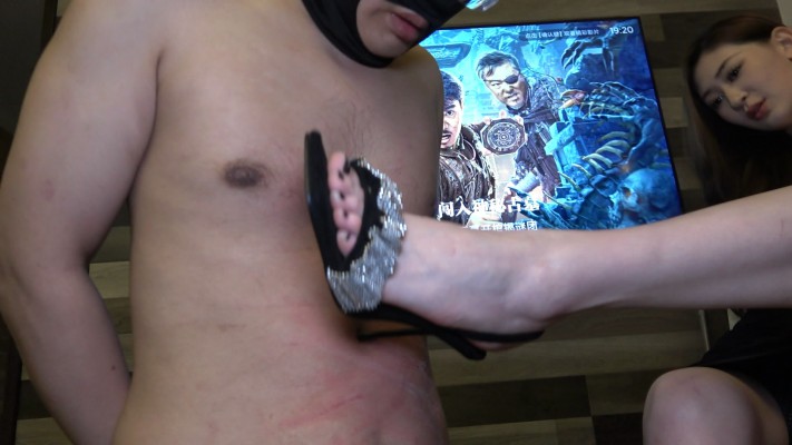 【艾琳S175】高跟血虐乳头和肚子 YC-230419-10