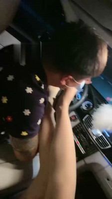 【浅夏大大】车模车内羞辱富二代 bf17357