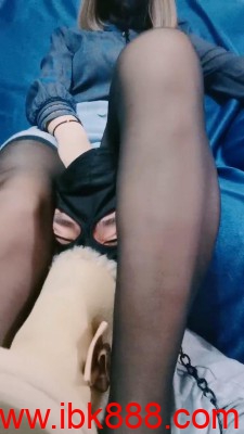 【北京杰哥】脚垫伺候主人舔脏鞋底鞭打 bf23554