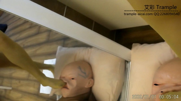 无泪的疤面残忍脚