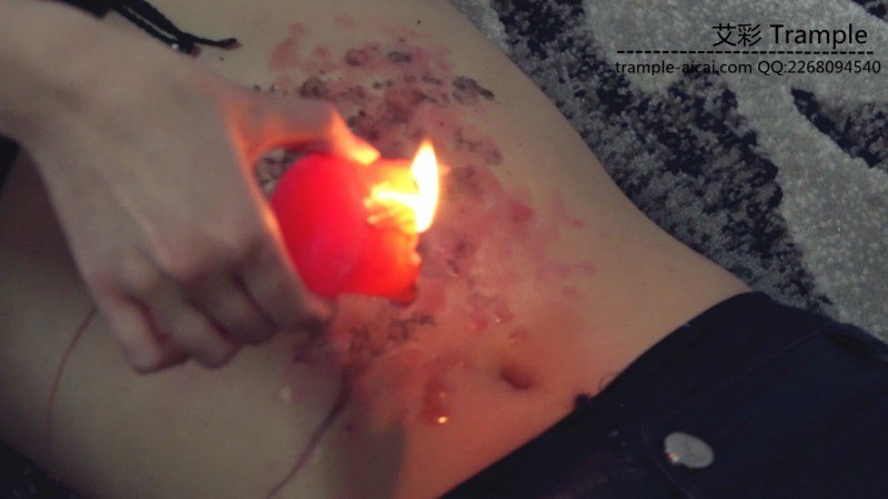 『小妮女女』捆绑滴蜡，坐脸高跟踩踏，调教女M