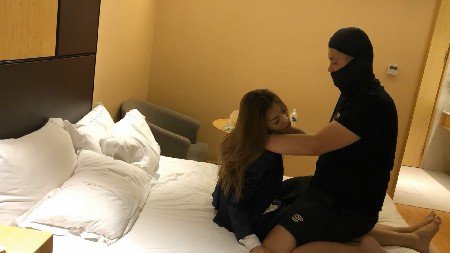 谋杀玩弄女律师~诺米主演