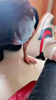 【领主老大】御姐教训抖M奶狗 bf18241