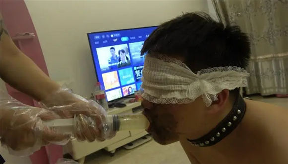 圣水羞辱吃泥巴的畜牲