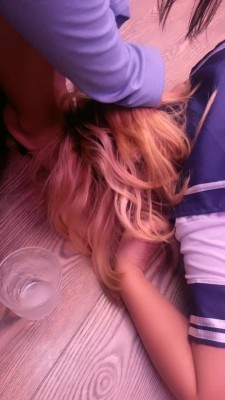 【狠毒小女孩】闺蜜非要做狗【双视角版】 bf22568