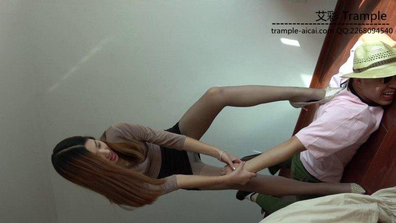 女特工蹂躏、虐杀武士中