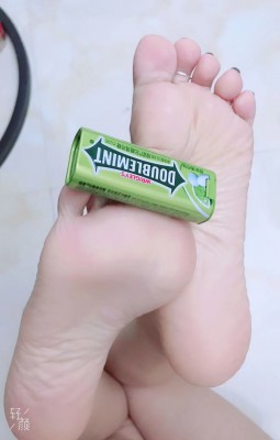 双机位小鱼女神无视屌丝追求玩猫羞辱舔长靴鞋底 YC-211118-5_HD绳艺资源