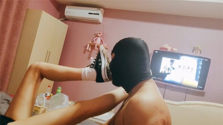 冷美超脏帆布鞋鞋底调教 TTTIO-230118