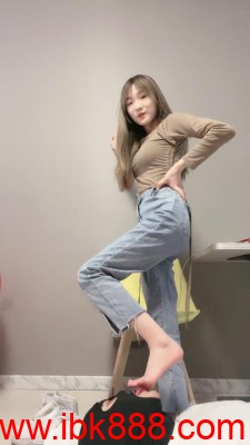 【精神小妹】舔脚专场 bf23525