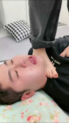 【麋鹿银儿】素人暴虐业主两兄弟 bf23243