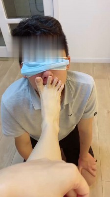 【奶味茶茶】超脏运动鞋臭白袜辱狗 bf18431