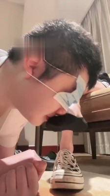 【阿月】疯狂闻舔黑色船袜 bf17812