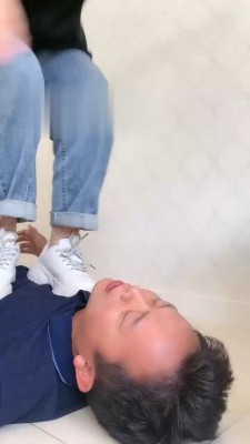 【悠悠】碰到猥琐中介被我调【完整版】 bf17516