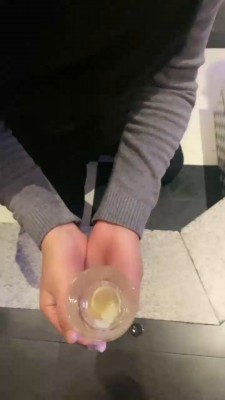 【伊兮夫妻】KTV让绿帽狗伺候 bf19481