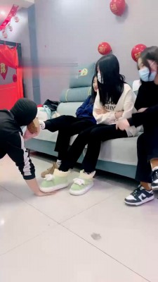 【精神小妹】3S原味袜气味羞辱/踩踏 bf22044_HD绳艺资源