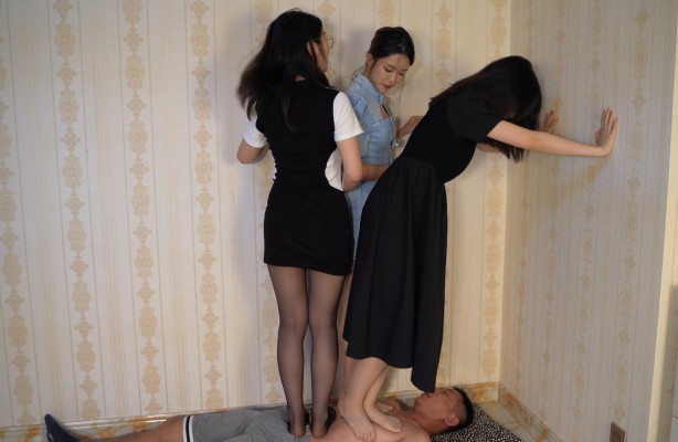 【W.K.T】—多人裸足踩踏之爆踩 YC-220809-5