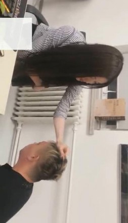 【VIVI】午夜办公室调教