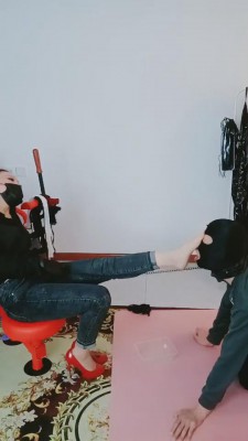 【霸气S】调教贱货/圣水洗脚/内裤塞口 bf10201