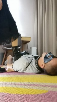 【霍杳】双S捆绑踩踏羞辱贱狗 bf19542